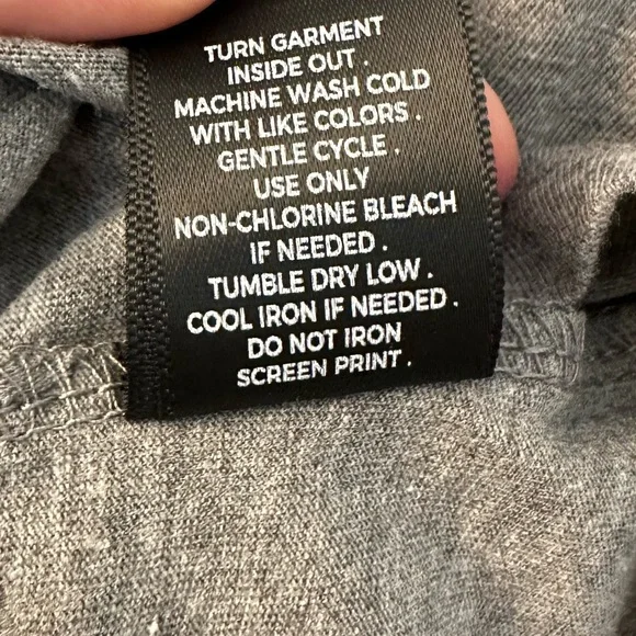 Torrid 1X Skull Butterfly Classic Fit Cotton Crew Neck Tank Top NWT - Picture 3 of 11